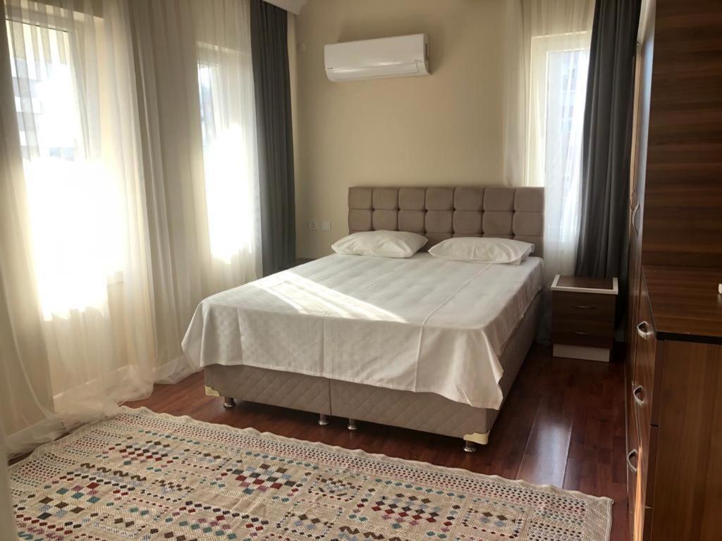 Lara Park Suites Antalia Esterno foto
