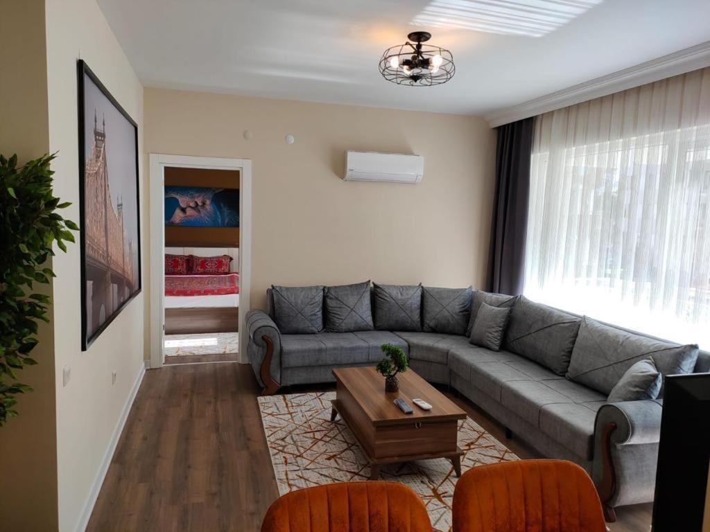 Lara Park Suites Antalia Esterno foto