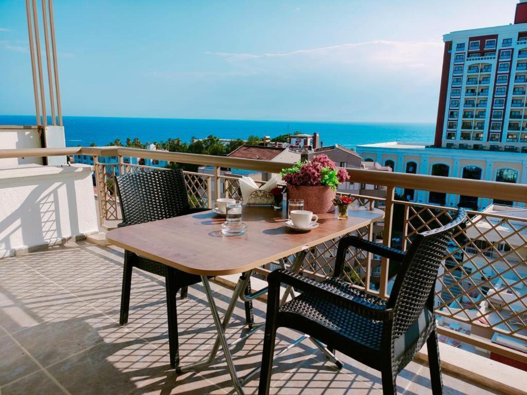 Lara Park Suites Antalia Esterno foto