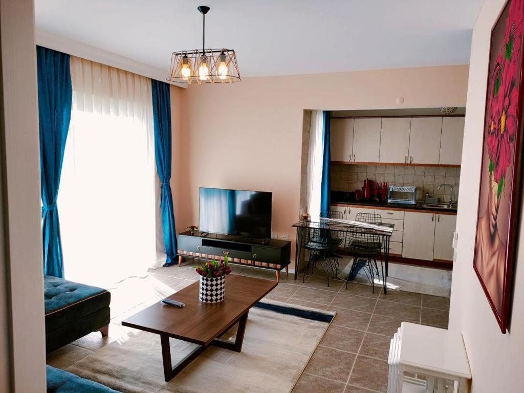 Lara Park Suites Antalia Esterno foto