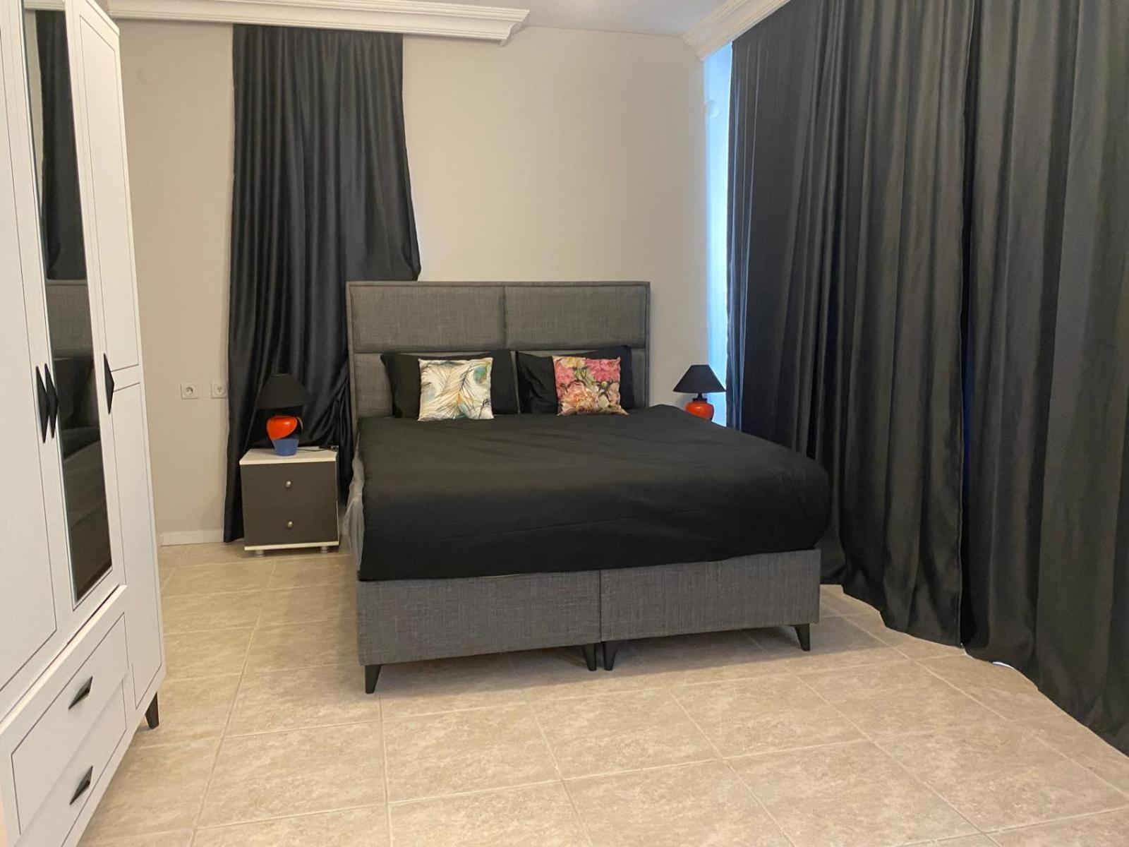 Lara Park Suites Antalia Esterno foto